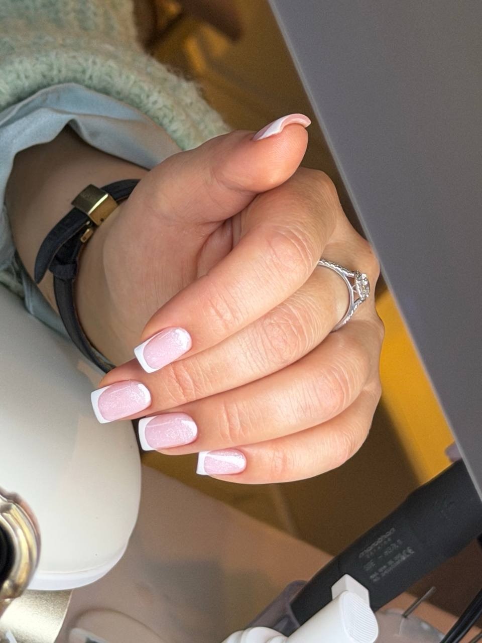 Маникюр в студии RA Beauty