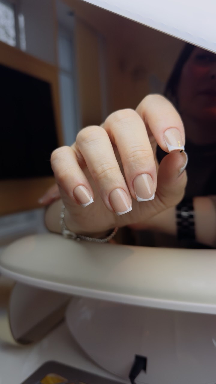 Manicure behandeling bij RA Beauty