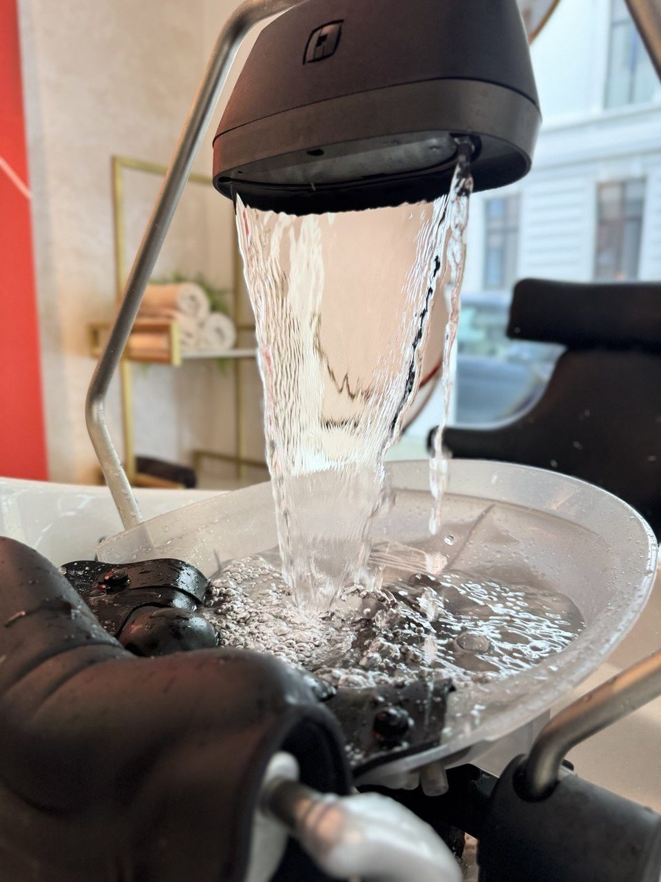 Japanse Head Spa met spoelunit bij RA Beauty