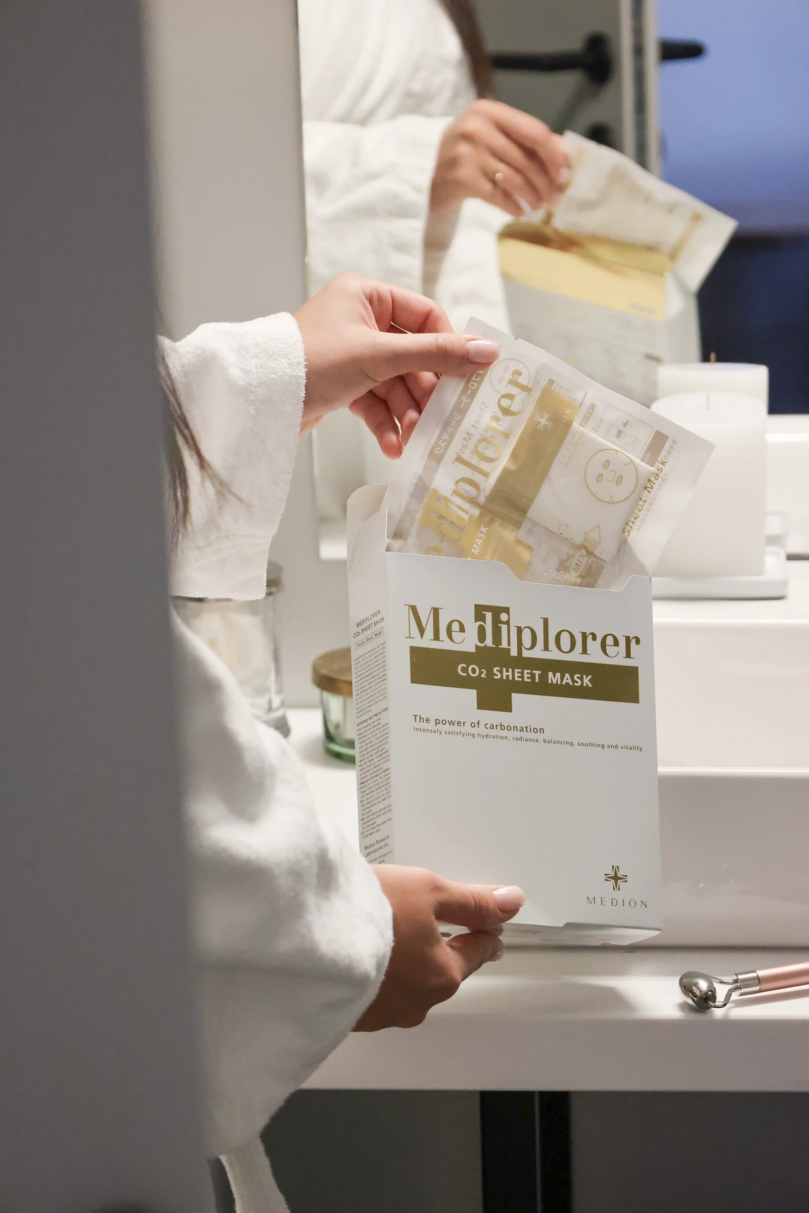 Подготовка Mediplorer CO₂ Sheet Mask в RA Beauty Антверпен